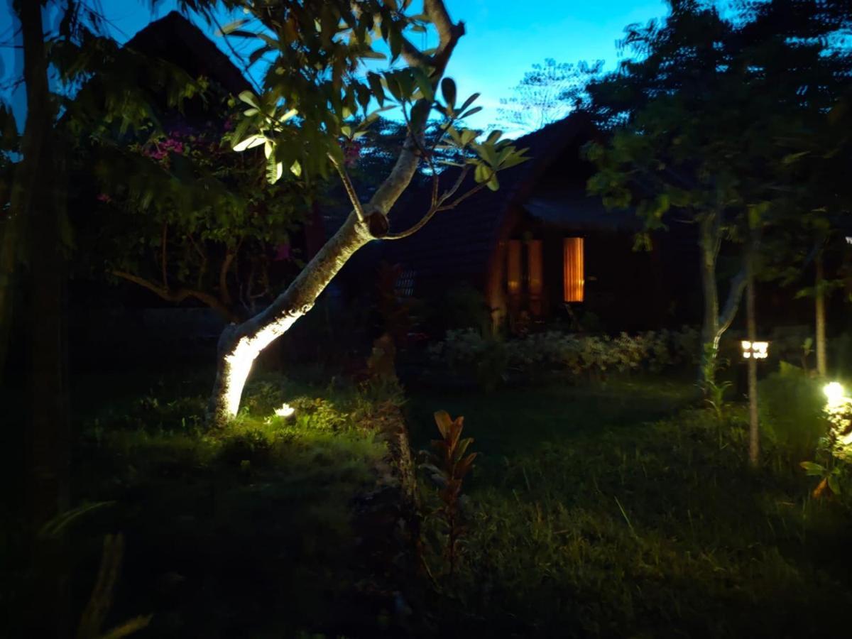 Bougainvillea Bungalow Batumadeg المظهر الخارجي الصورة